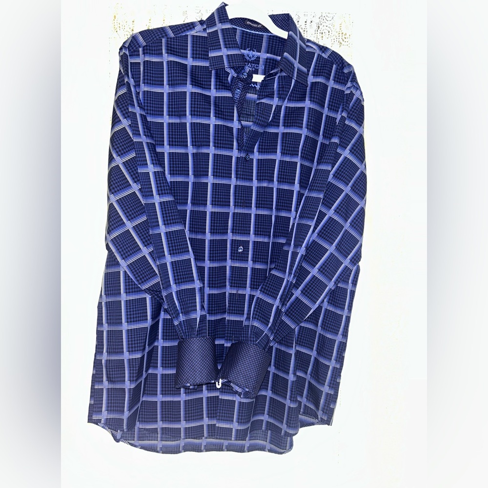 Men’s Bugatchi button down 🔹🔷🔹